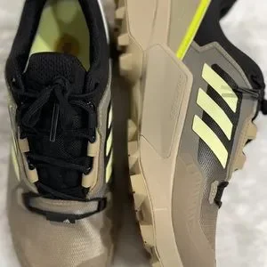 adidas | Shoes | Adidas Terrex Swift R3 Goretex Hiking Mens  display picture 2